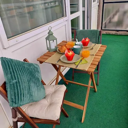 Διαμέρισμα Andrew's Castle View *